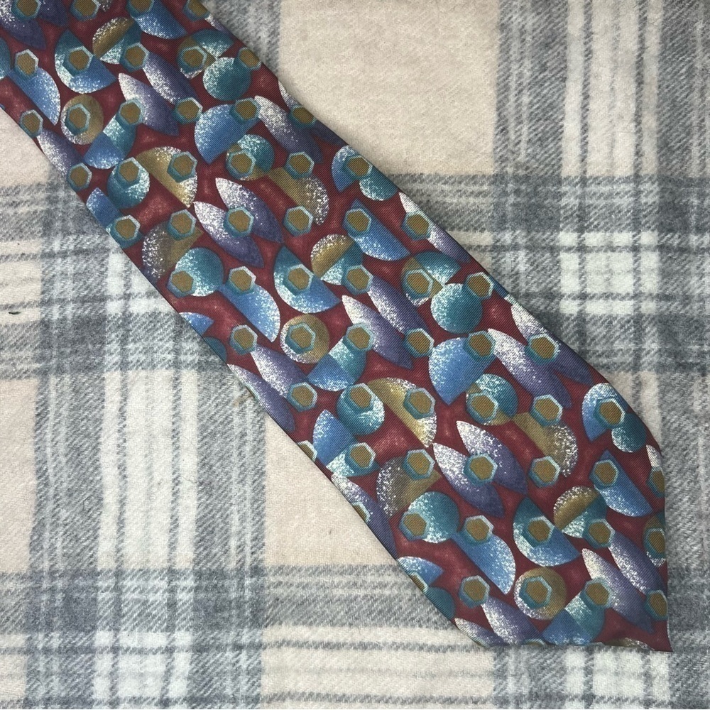 Christian Dior Hexagonal Abstract Print Neck Tie - image 1